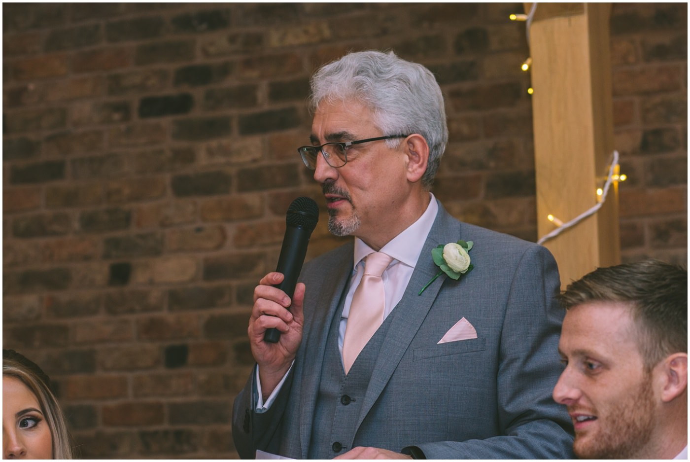 Father of the bride gives a speech at Pryors Hayes