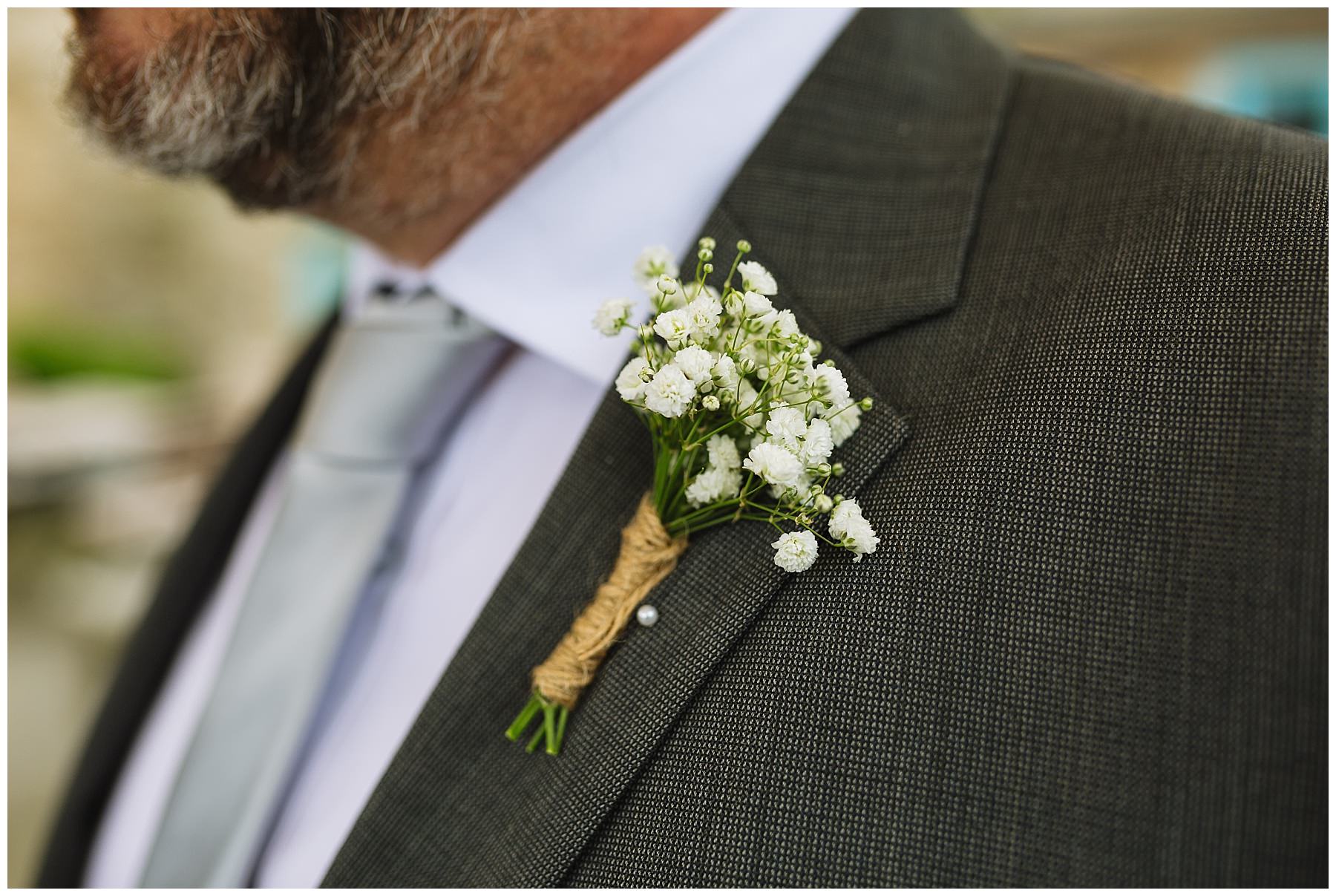 groom buttonhole inspiration